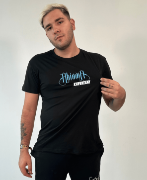 Camiseta de color negro Ahinma CREW.